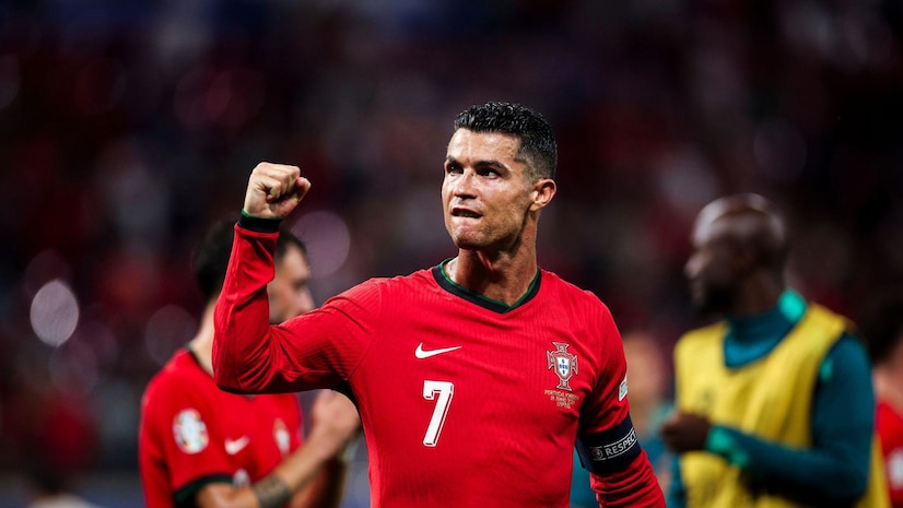 英超直播：豪门悲喜夜！穆帅率队出局，曼城2-0，巴萨1-0进决赛，国米1-1.